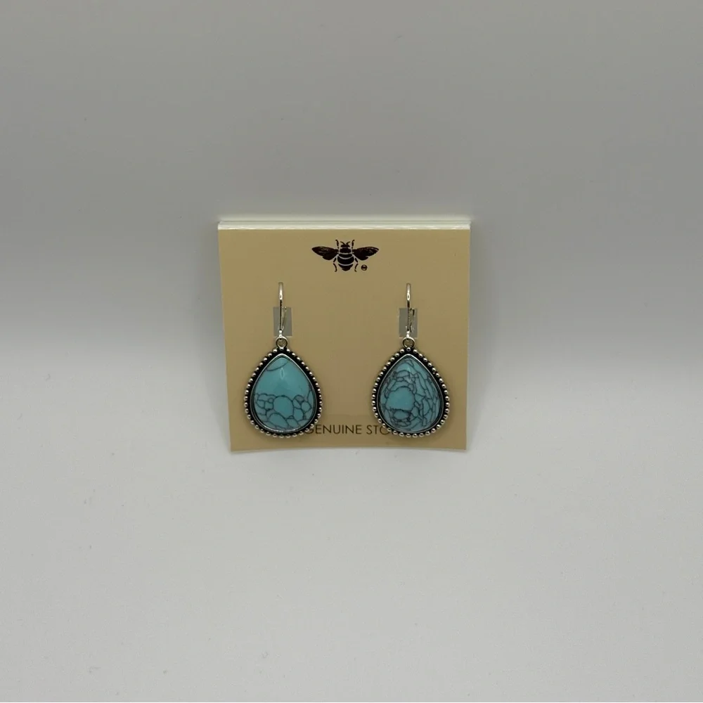 Blue and Silver Teardrop Earrings with Vintage Design - Picture 3 of 3